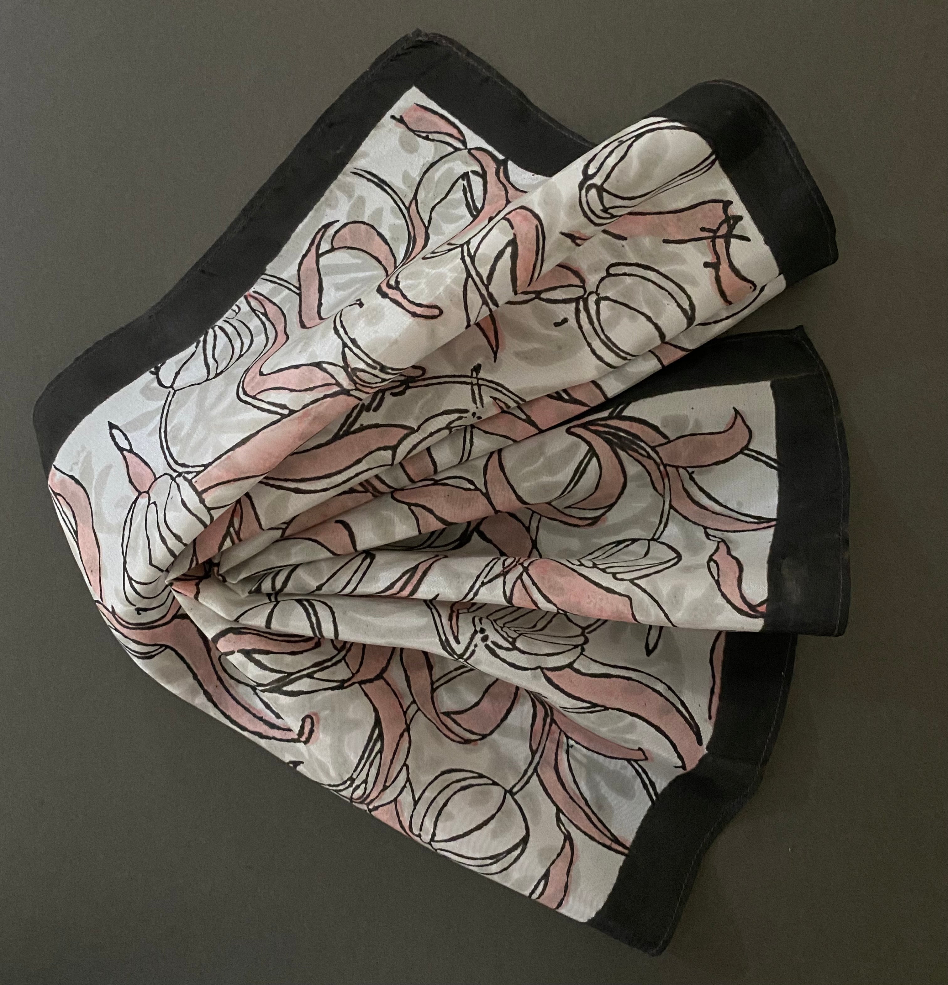 Tulip Pocket Square – AZGA